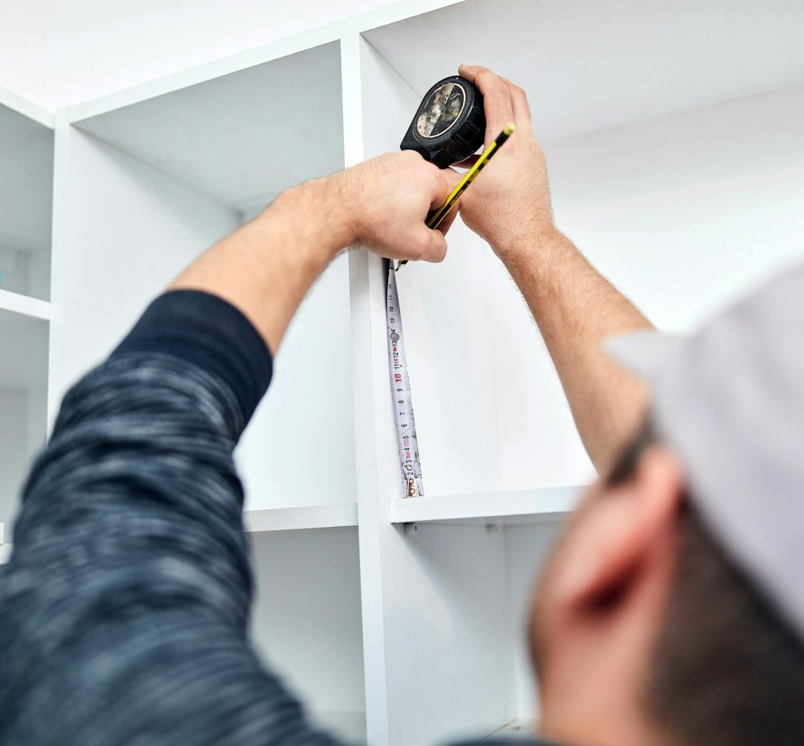 Almou Hausmeisterservice -Werkzeug und Material für Reparaturen rund ums Haus