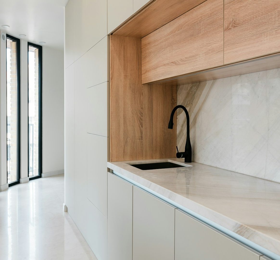 Almou Hausmeisterservice führt Reparaturen im Haushalt professionell aus